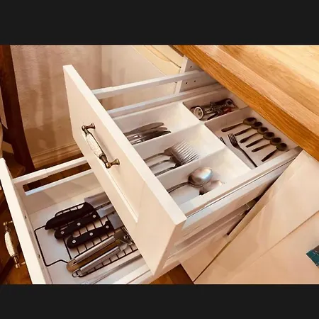 Apartament Cozy 24 H Self Check In *